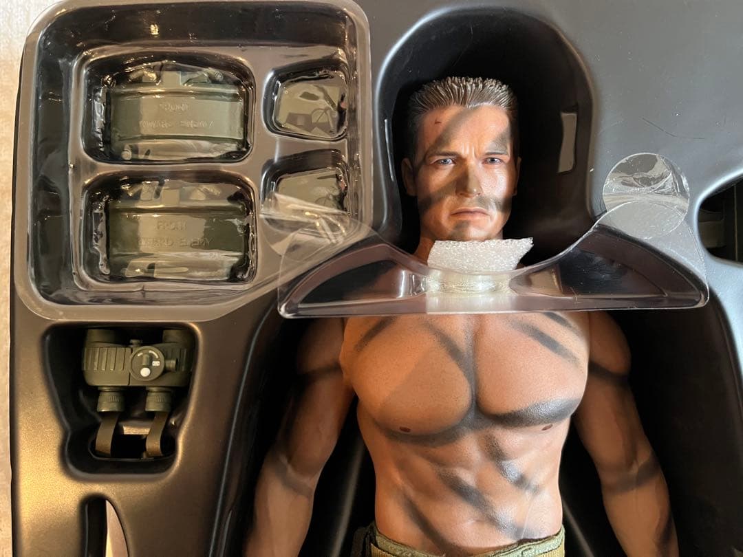 ホットトイズ　ムービーマスターピース　コマンドー1/6 ジョンメイトリックス