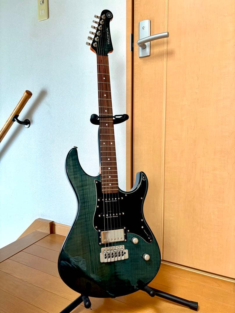 エレキギター YAMAHA PAC612 VII FM