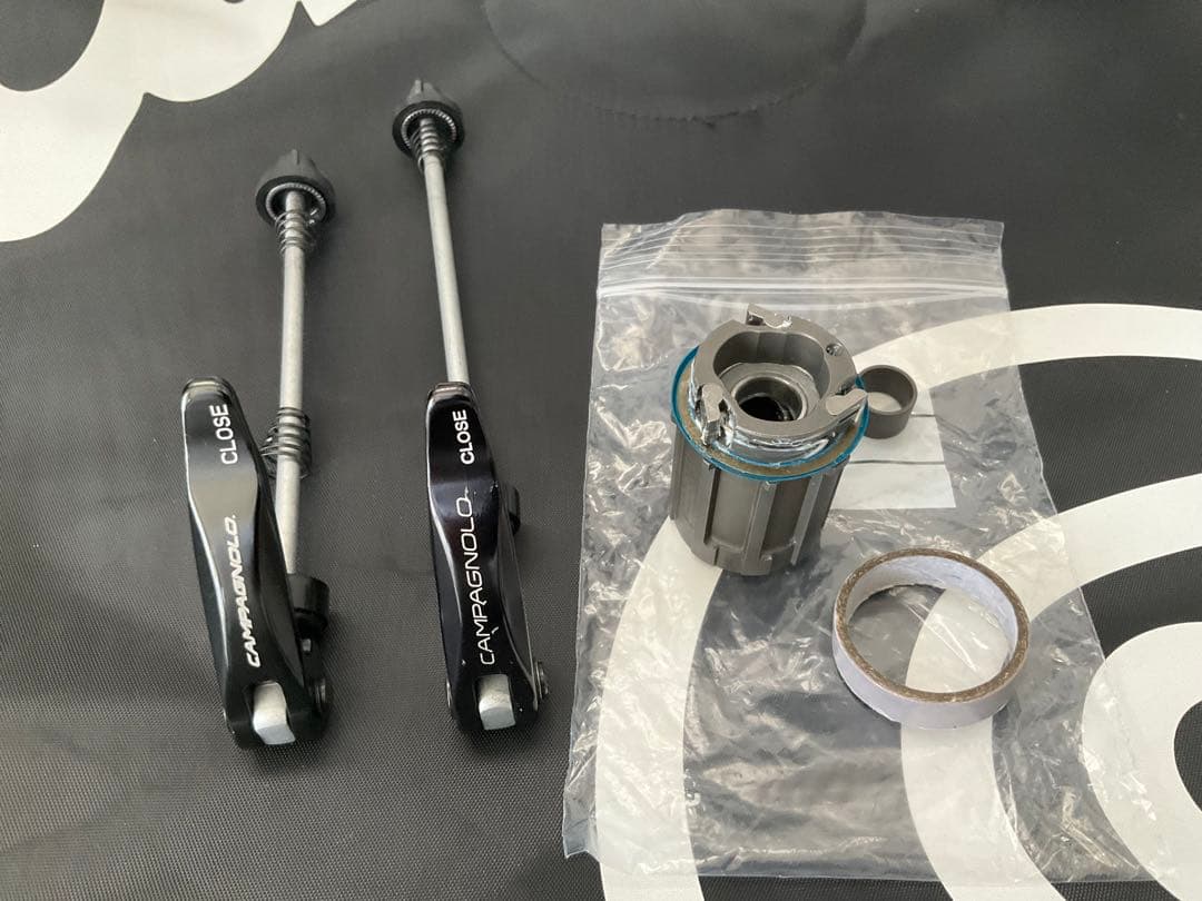 カンパニョーロ　カムシンホイール　シルバー　シマノ&カンパフリー