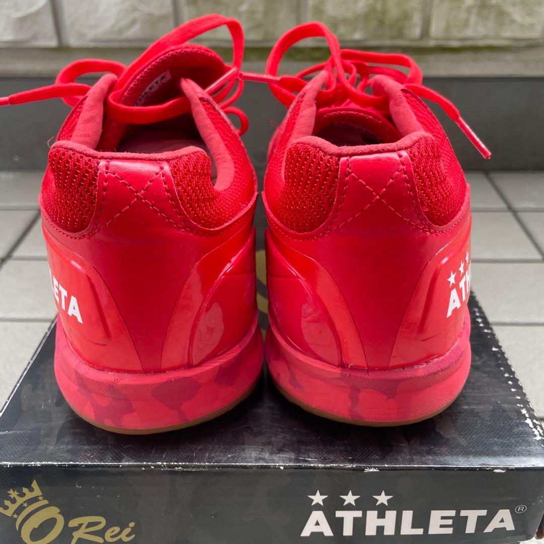 美品 ATHLETA フットサルシューズ レッド 25.0