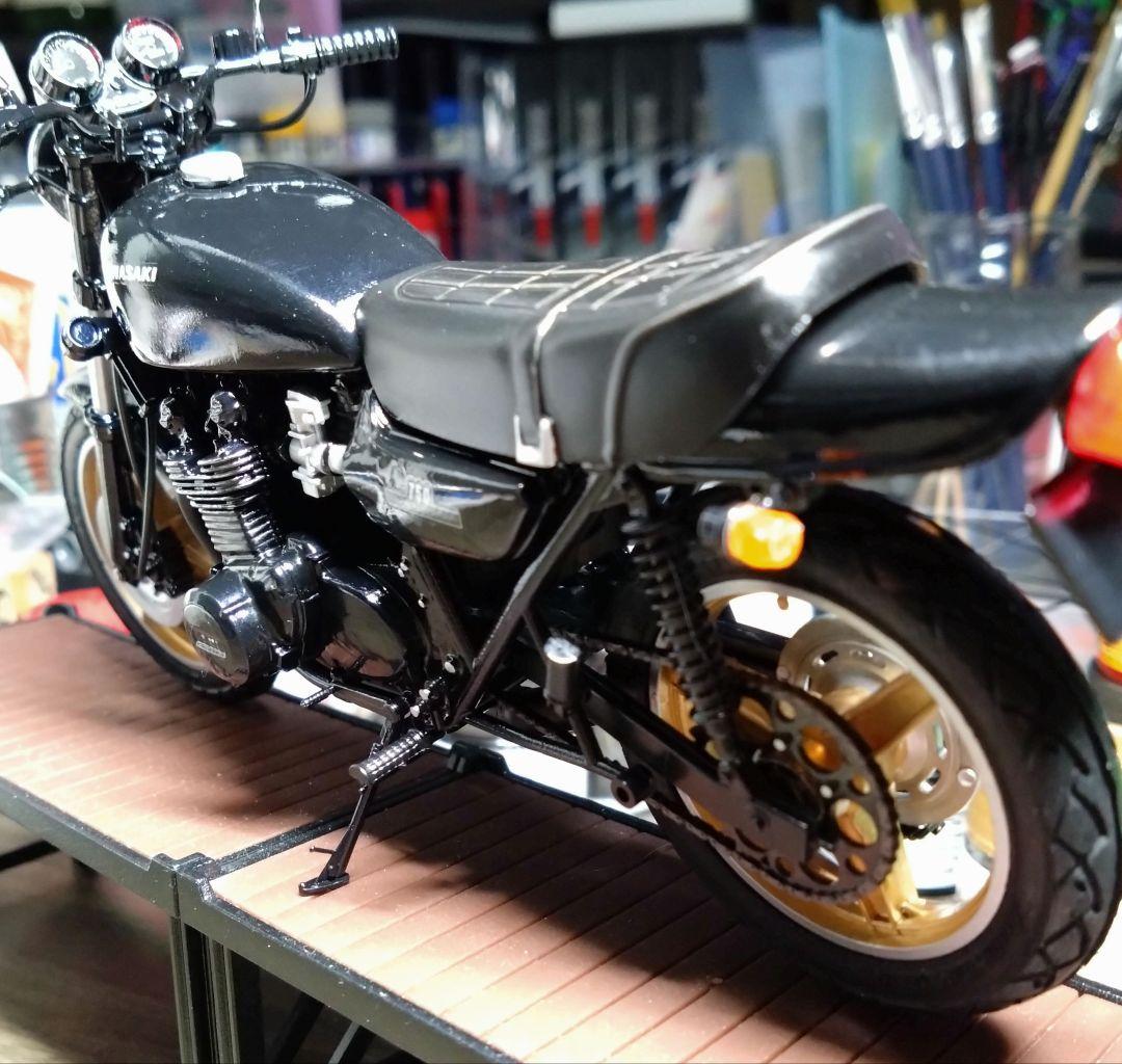アオシマ 1／12 バイク　Z2 カワサキKawasaki750ブラック完成品
