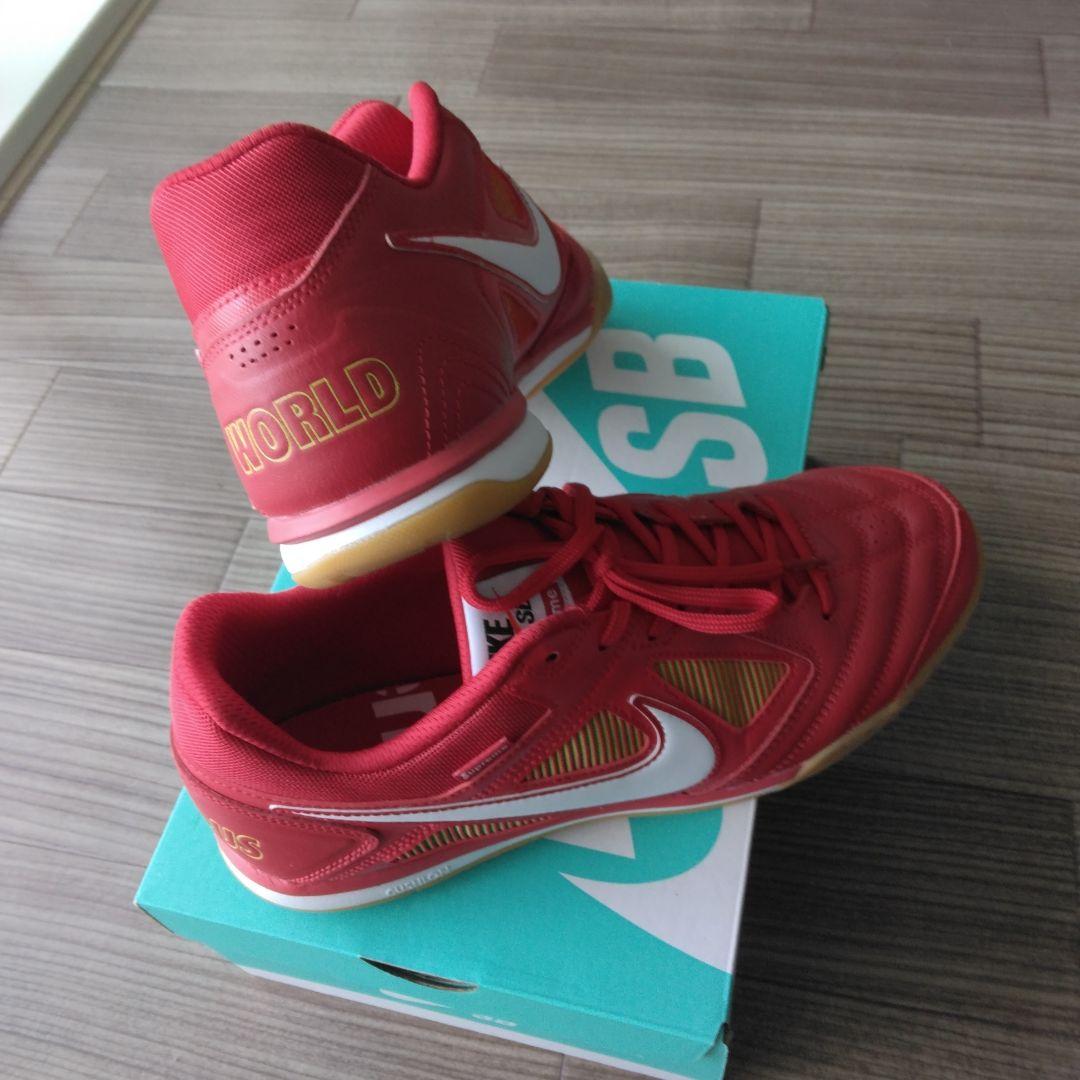 Nike SB World レッド シューズ　Supreme　サイズ28.0