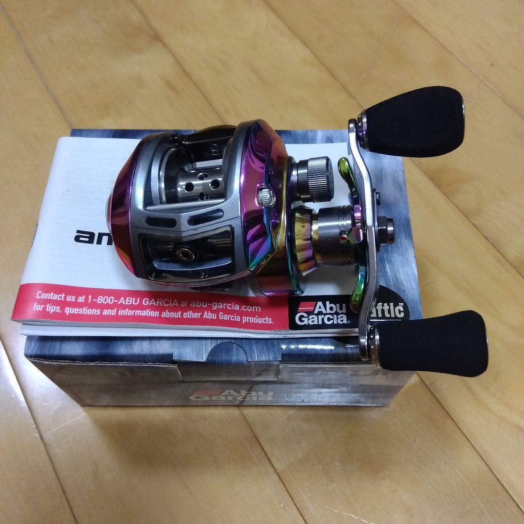 ⑬Abu Garcia Revo オーロラ新品未使用