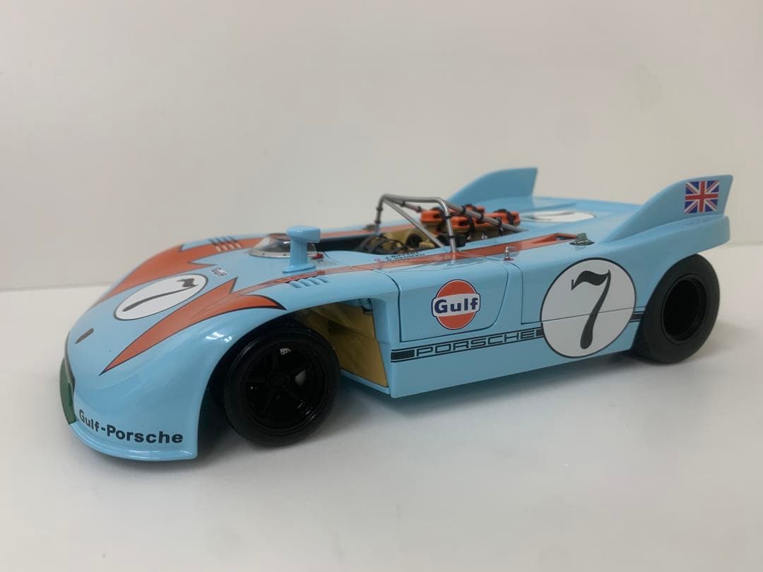 ミニカー 1:18 AUTOart signature PORSCHE 908/03 #7