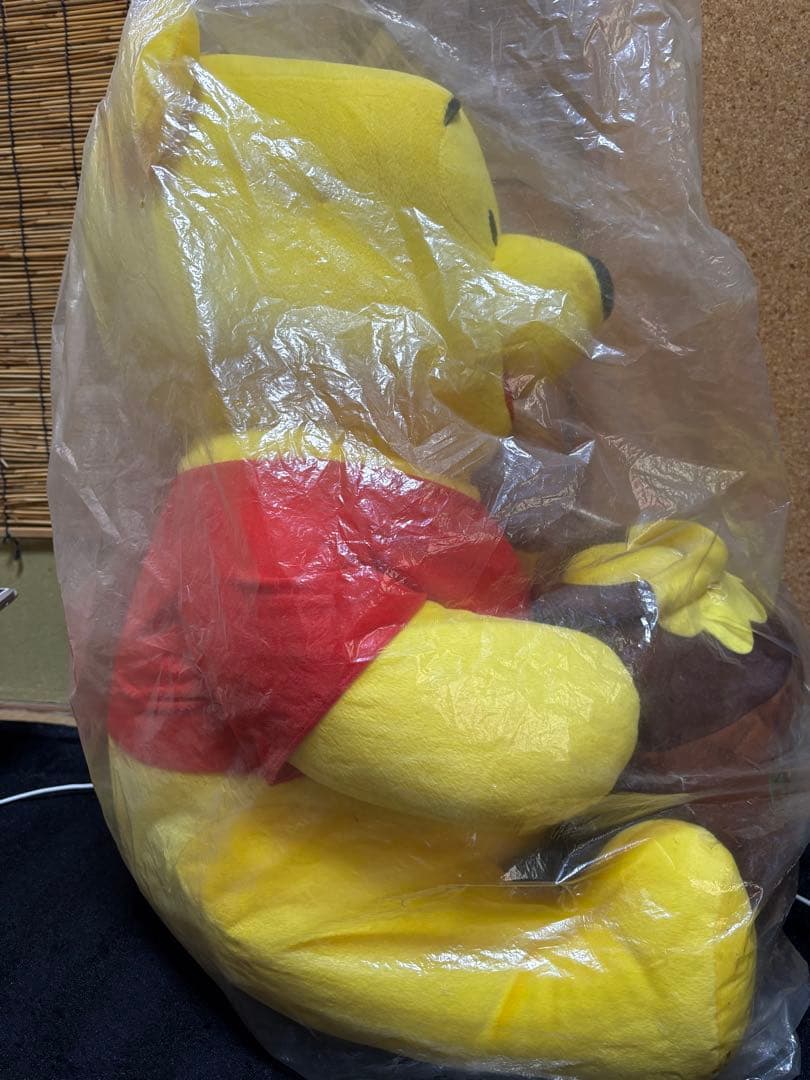 新品 Disney くまのプーさん ドデカ ぬいぐるみ ハニーポット付き