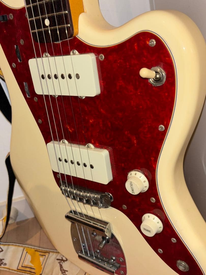 Fender Japan Jazzmaster クリーム