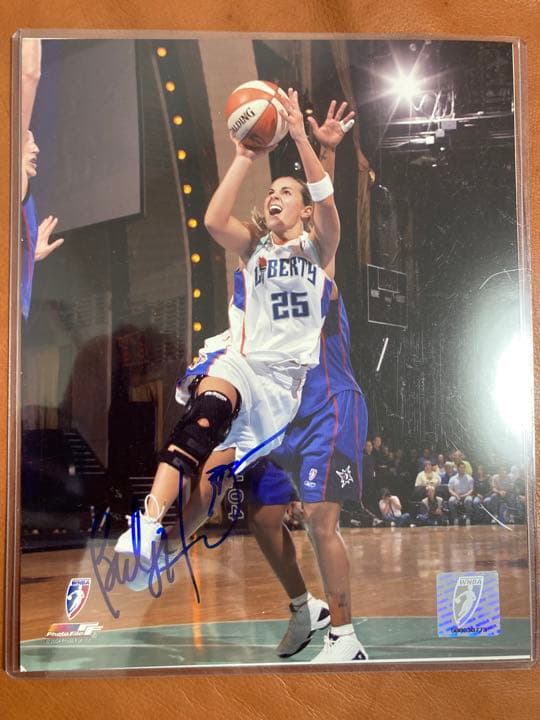 WNBA Becky Hammon サイン入り写真