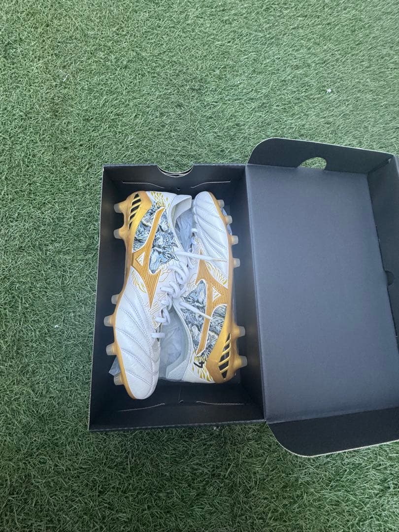 ミズノモレリアネオ3 セルヒオラモスモデル　27cm