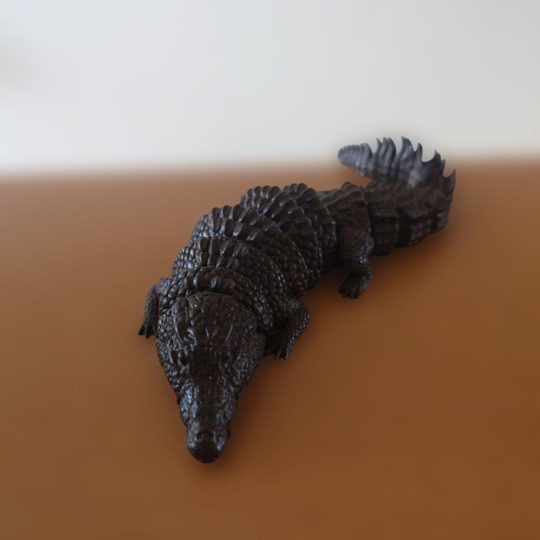 銅製　鰐　自在　在銘