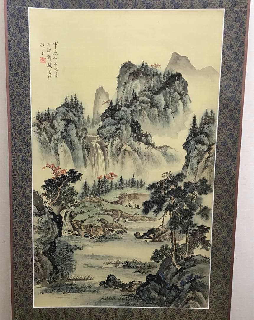 K茶道具　掛軸　絹本山水大立軸　上海外文書店扱い品　紙箱　S1004KJ