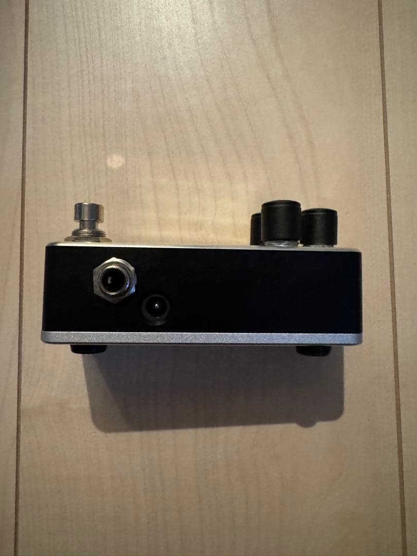 ベース One Control Sonic Silver Peg