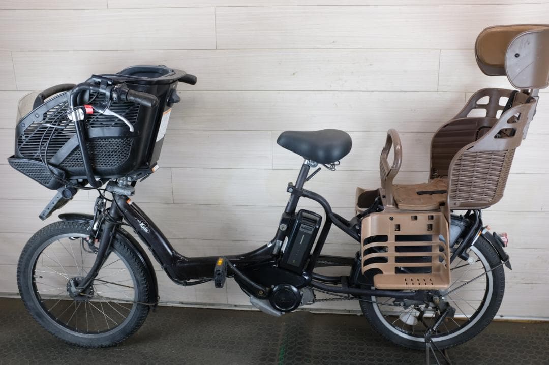 電動自転車 ヤマハPAS　KISS　20インチ　3段　8.7Ah充電器