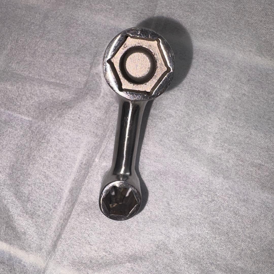 carver サーフスケート 工具 スケートレンチ　カーバー　スケートボード