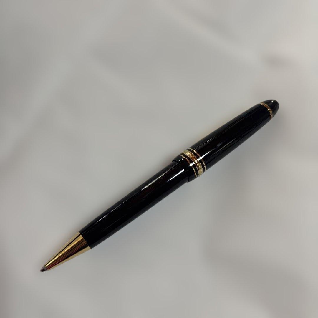 MONTBLANC ボールペンとケースのセット