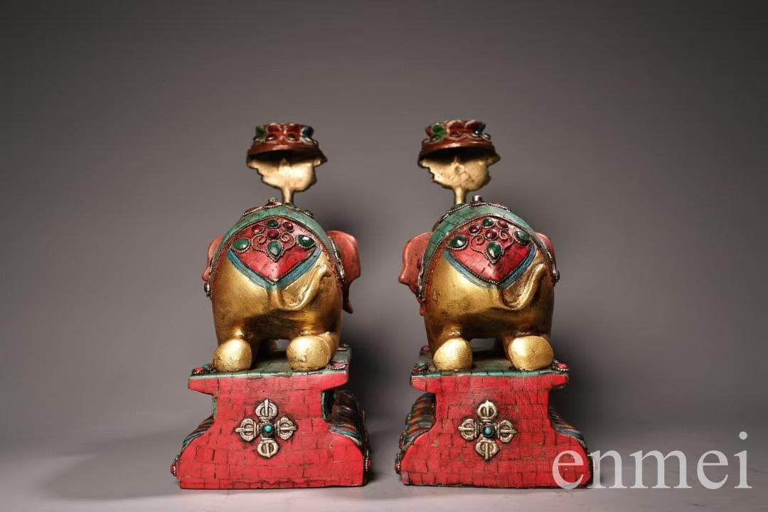 中国古美術・チベット収蔵・宝石を嵌め込んだ彩絵描金の象形油灯・燭台一対・風水開運