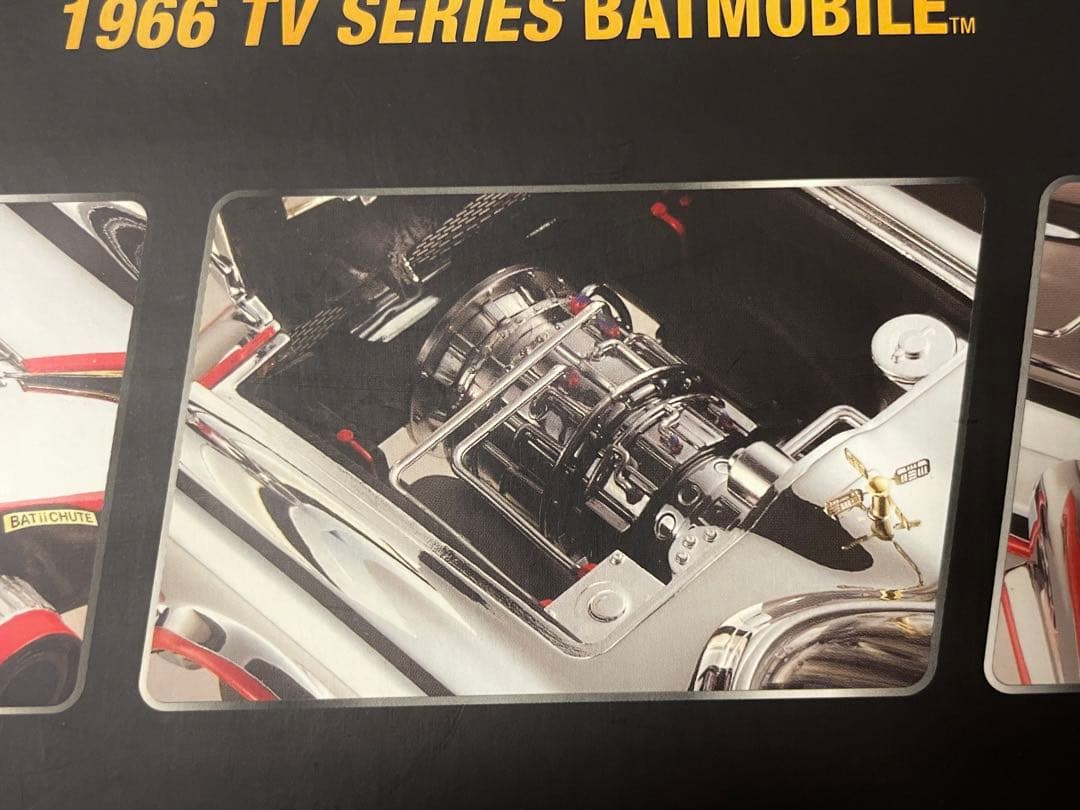 価格変更1/18 マテル バットモービルTVシリーズ1966 クローム 未開封品