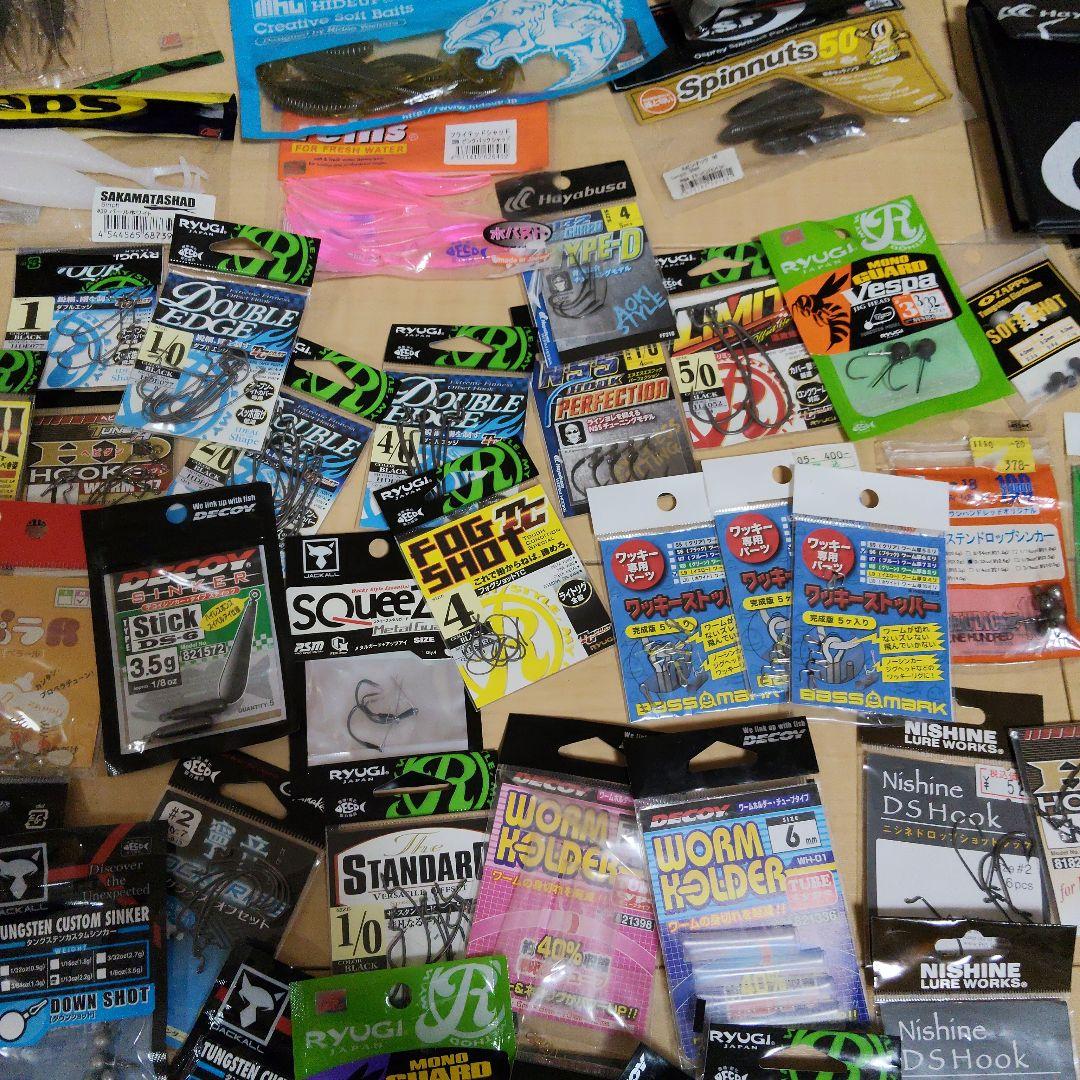 バス釣り引退セット　ワーム、フックやシンカーなど　本当に使える物のみです！！