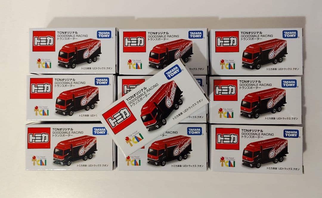 トミカ TCN GOODSMILE RACING トランスポーター　10台セット