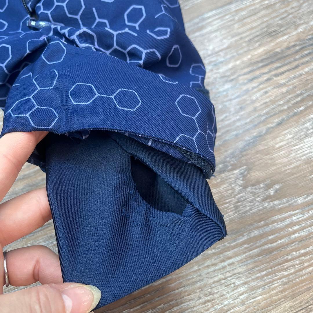 フードあり　デサント セットアップ　上下　メンズ　男性　ウェア　M