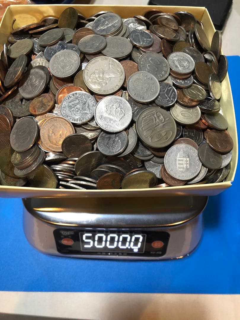 k*i様 M0141【外国硬貨】約5kg 古銭　硬貨　　メダル　まとめ売り