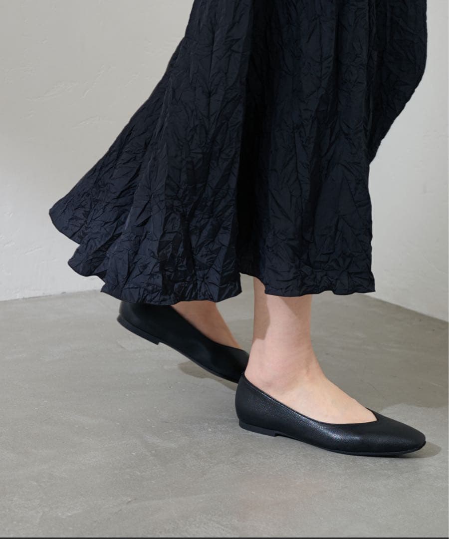 スクエアVカットフラット