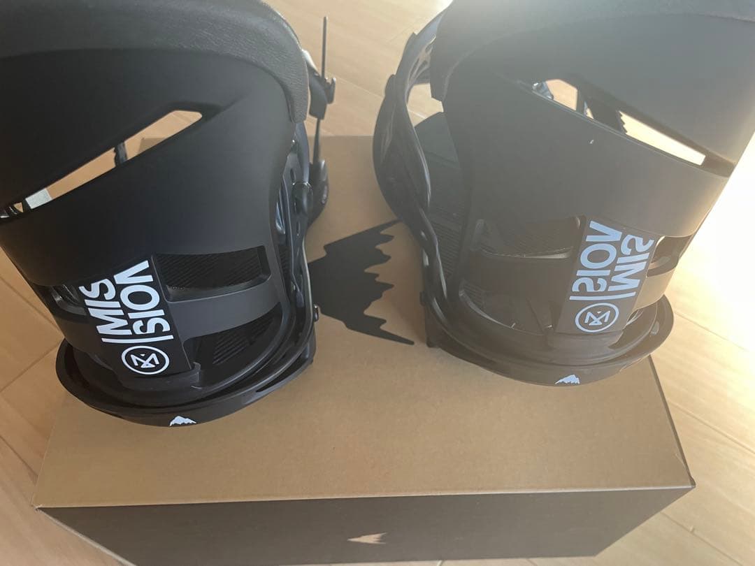 未使用に近い美品BURTON MISSION Men’s 新モデル 25/26