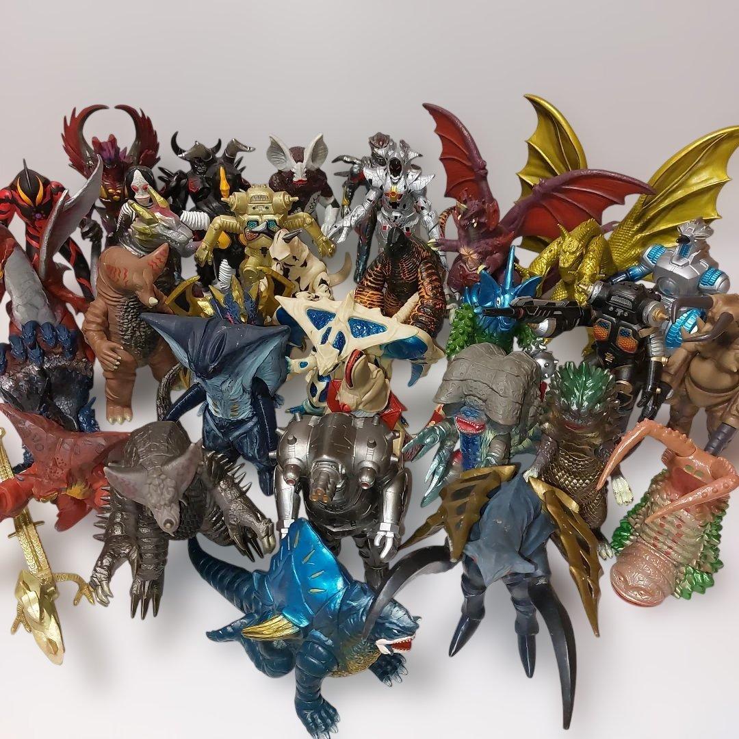 ウルトラマン　旧ウルトラ怪獣まとめ売り　キングギドラ、モゲラ他 当時物ソフビ