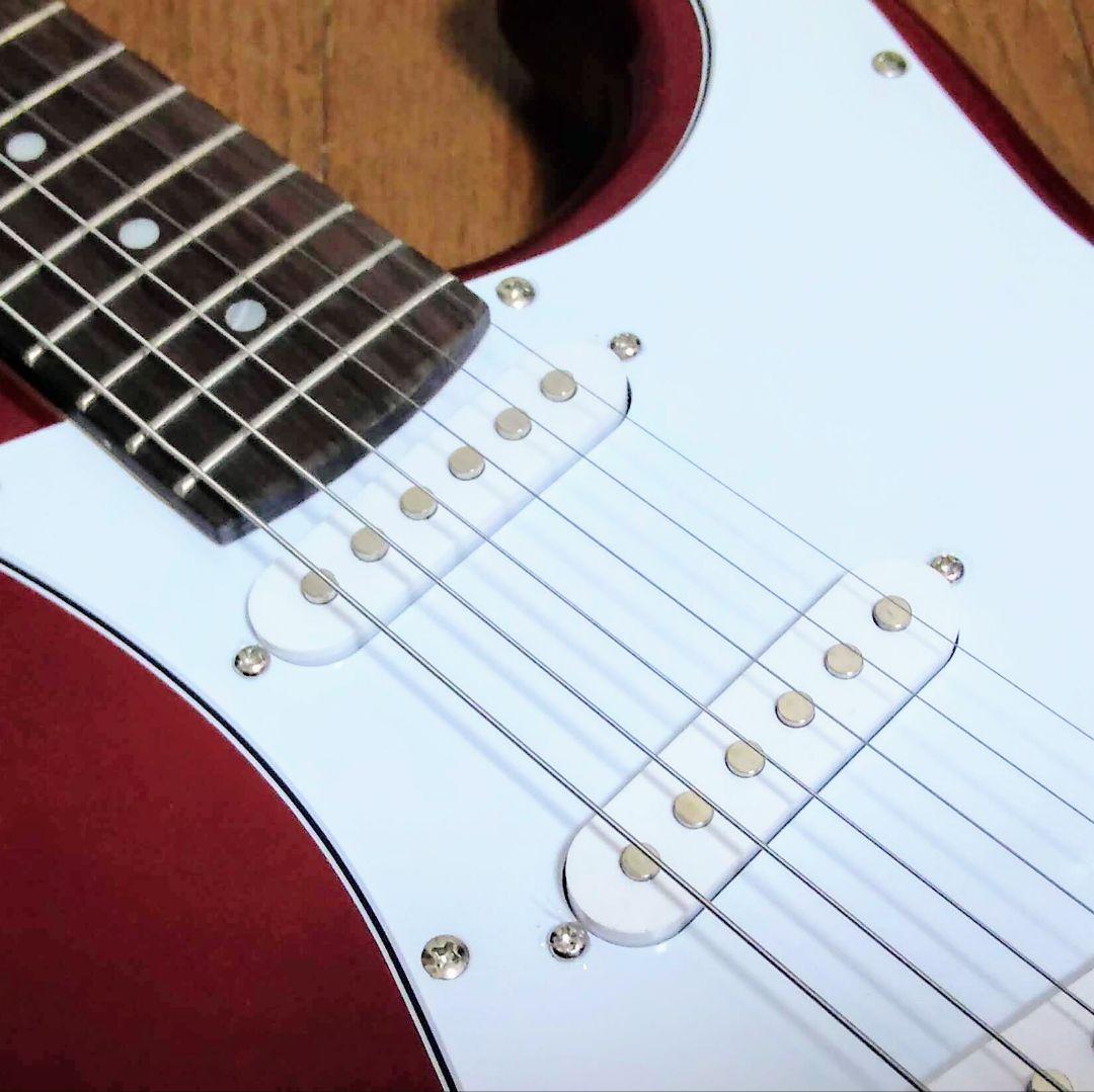 美品　Photo Genic　ストラトキャスタータイプ　エレキギター　メタリック