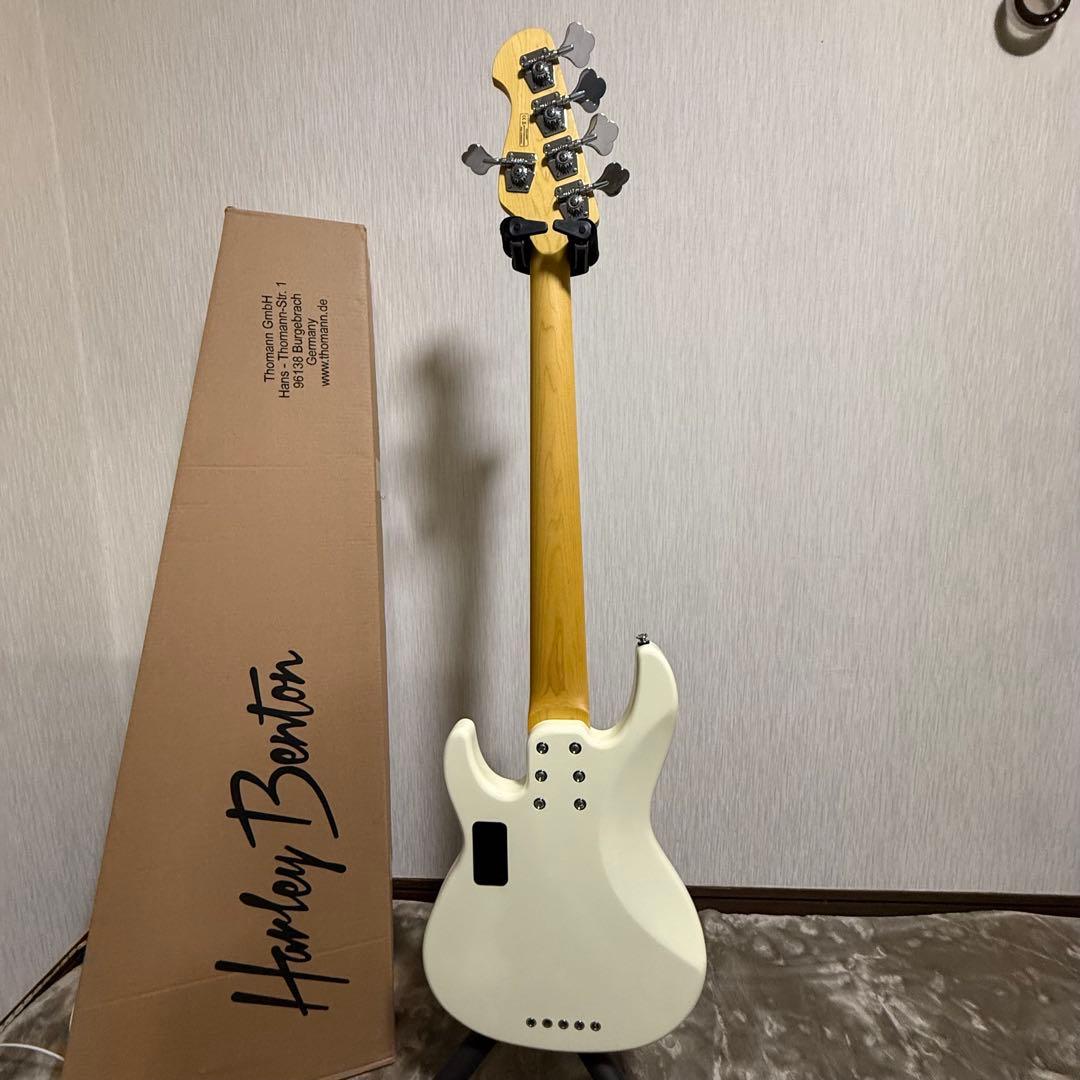 ベース Harley Benton Enhanced MP-5EB Creme