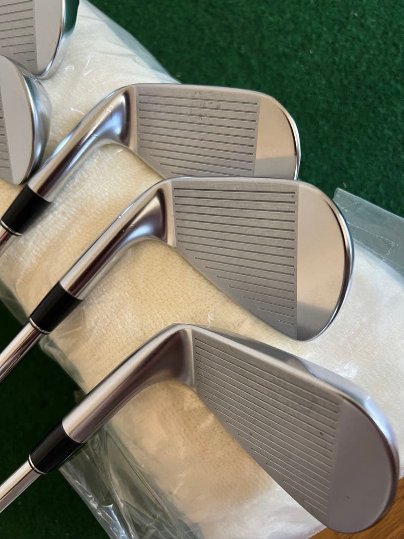 スリクソンZX5 MKⅡ NS.PRO MODUS 3 Ｓ　7本セット右利き用