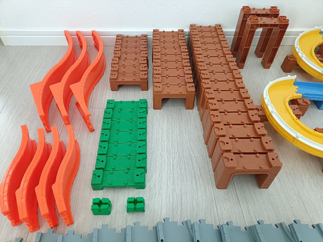 トミカシステム 超大量セット 5way ダブルリフトどうろセット