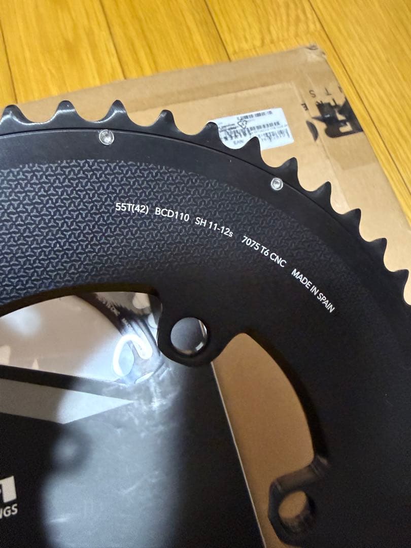 田*郎様 ROTOR チェーンリング 55T/42T BCD110