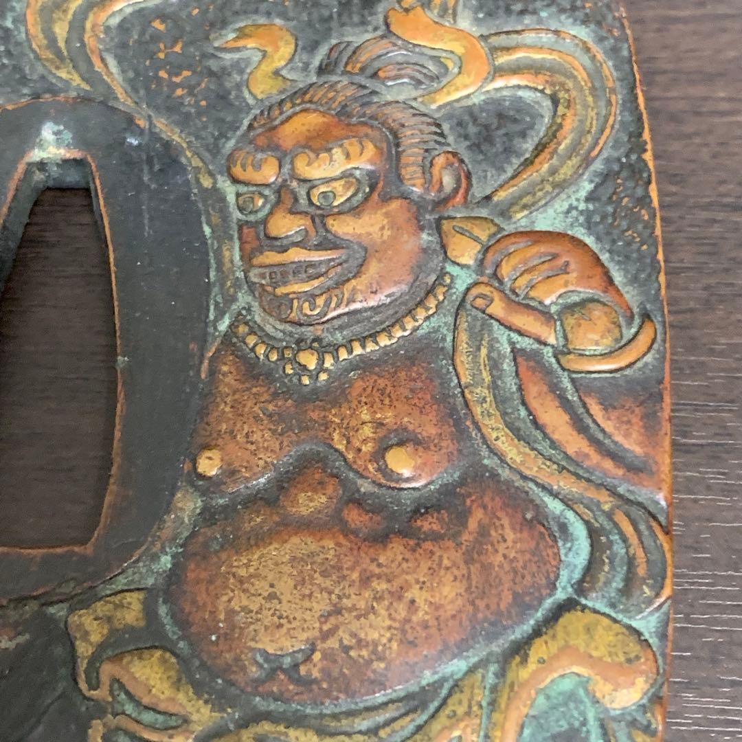 《アンティーク・希少レア》《送料無料》⭐︎金剛力士仁王像文四角 銅鍔　木箱付き♪⭐︎