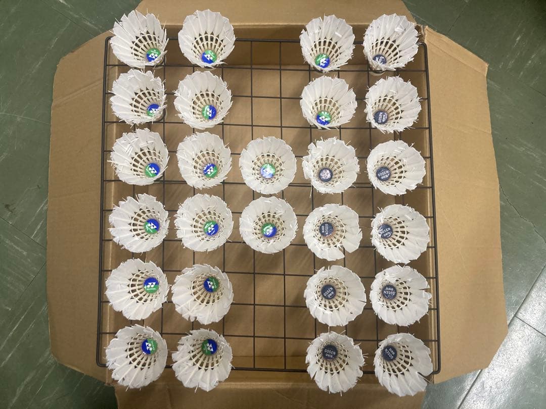 ニューオフィシャルなど　ノック用シャトル130個①