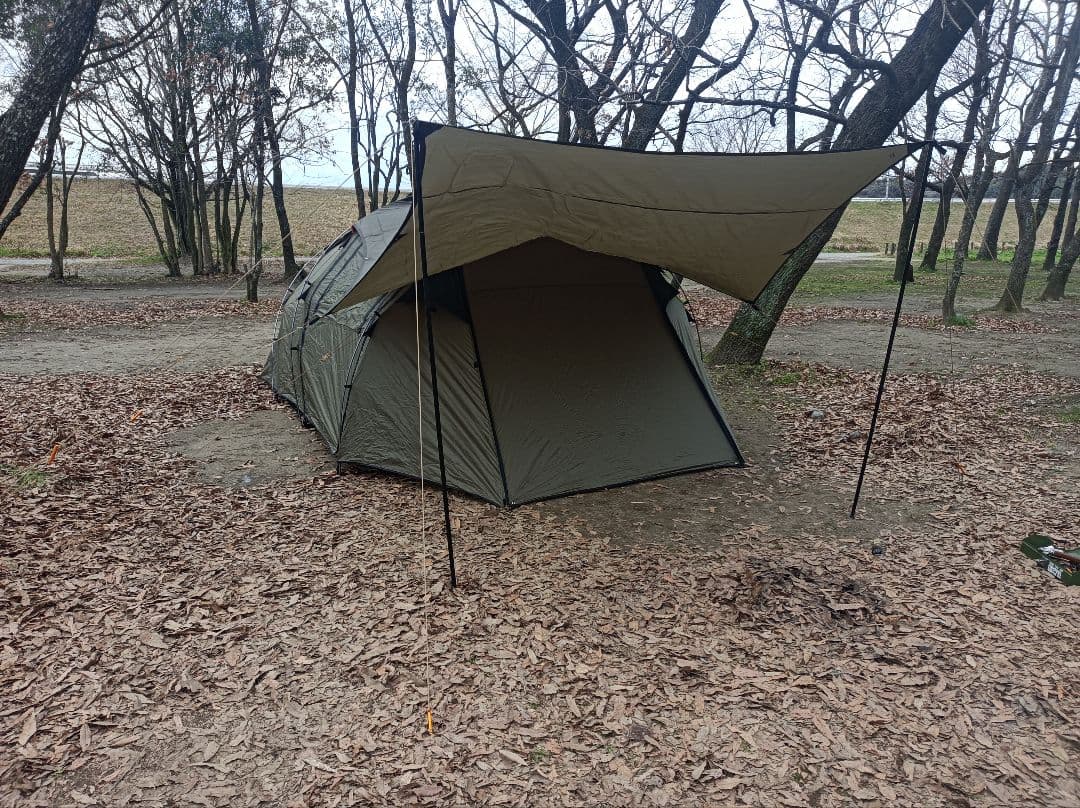 TOMOUNTオリーブグリーン ドーム型4人用テント タープ(バンドック)付き