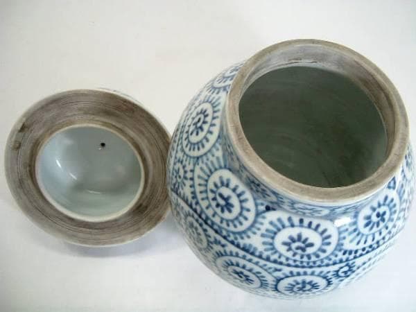 壷■古伊万里染付総蛸唐草瓶 古壺 蓋物 古い花瓶 蓋壷 青華 時代物 骨董品■