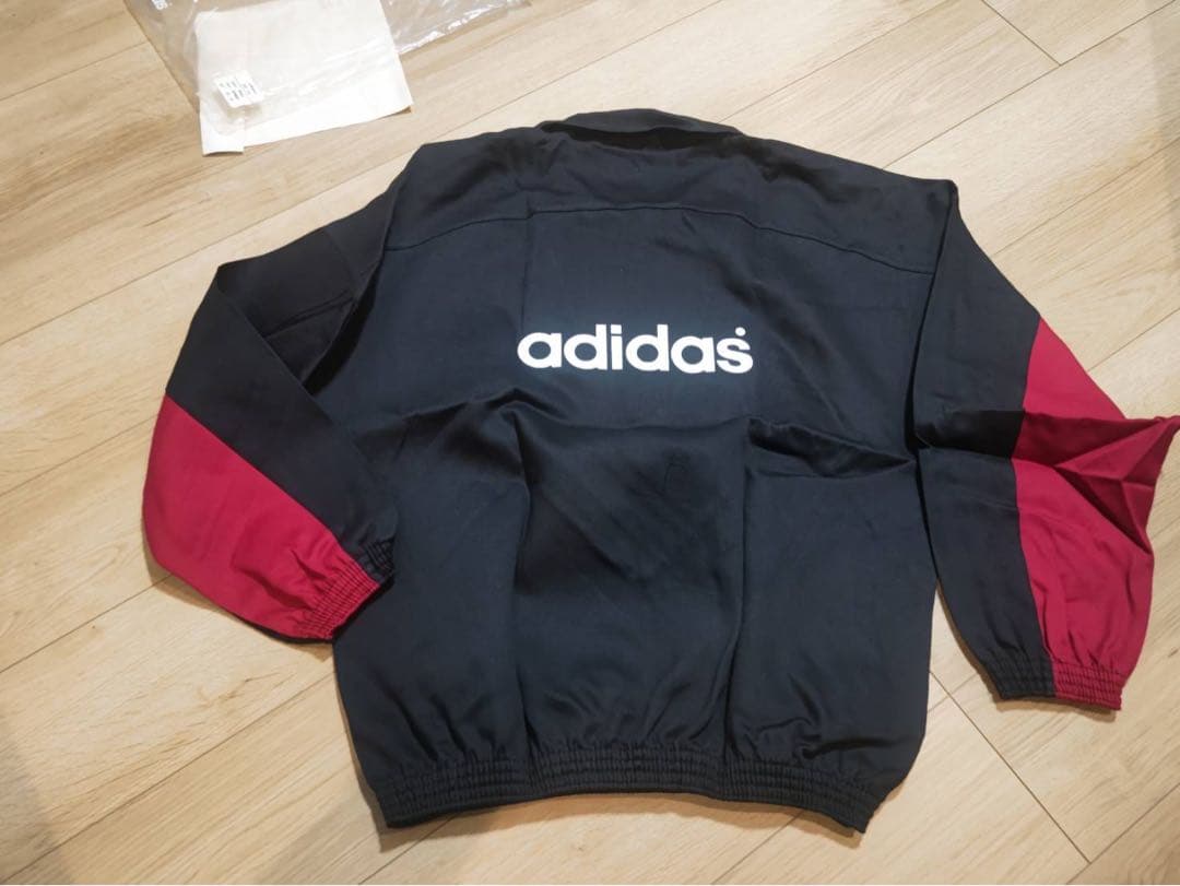 【最終値下げ】希少！90年代アディダス リバプールFC刺繍ジャケットヴィンテージ