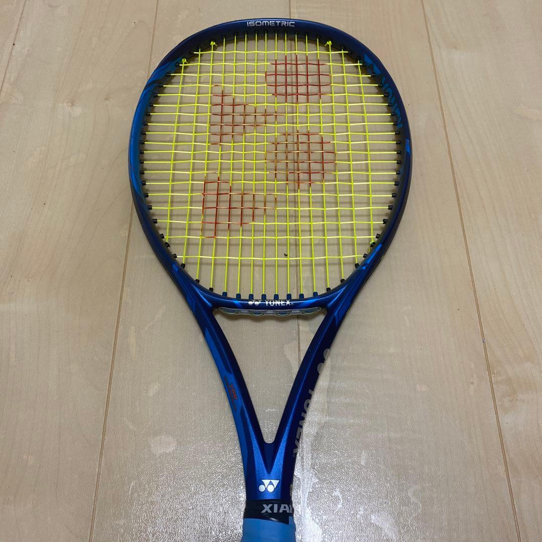 【送料無料_即日発送】硬式テニス　ヨネックス　EZONE98 G4 305g