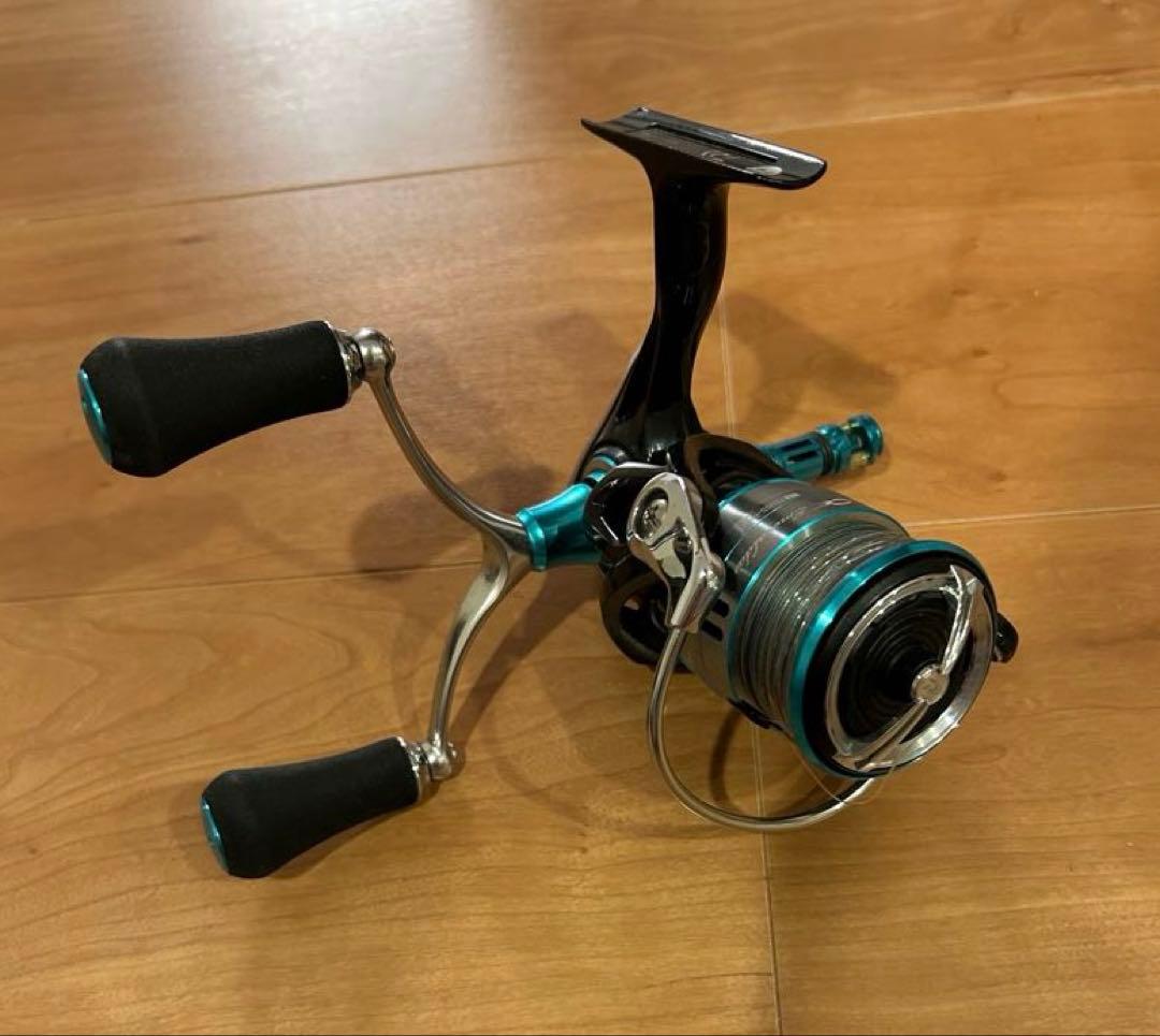 ダイワ エメラルダス 2500S-H-DH スピニングリール DAIWA