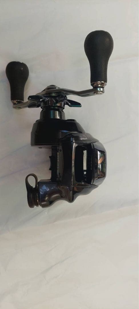 SEABORG 200J-DH 電動リール