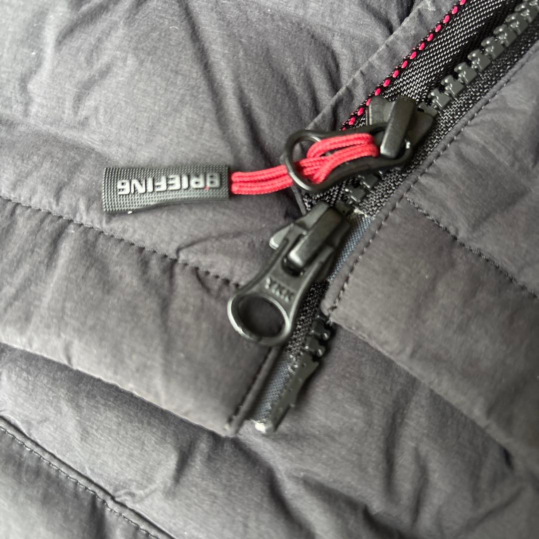 超美品　BRIEFING ブリーフィング　ダウンベスト　黒