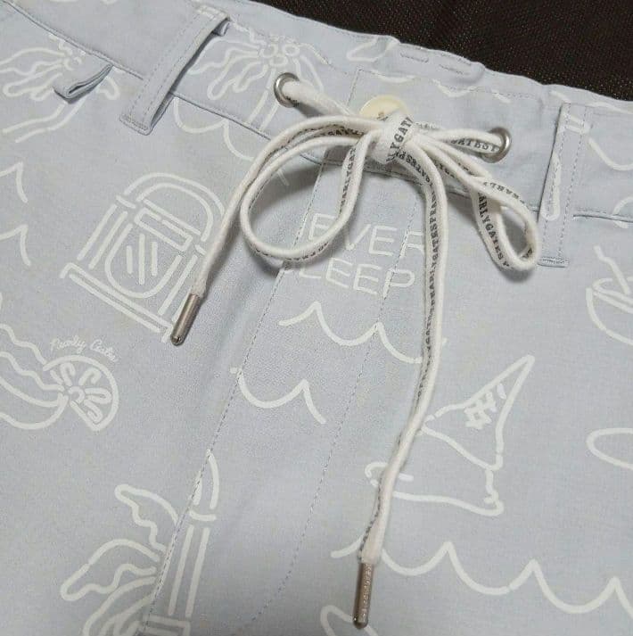 PEARLY GATES 4way ストレッチハーフパンツ サイズ4