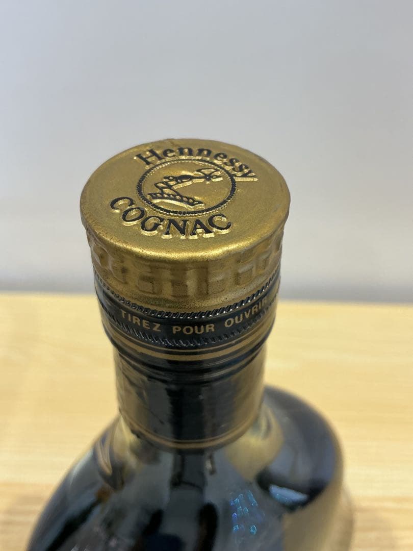 560[未開栓]Hennessy X.O 金キャップ