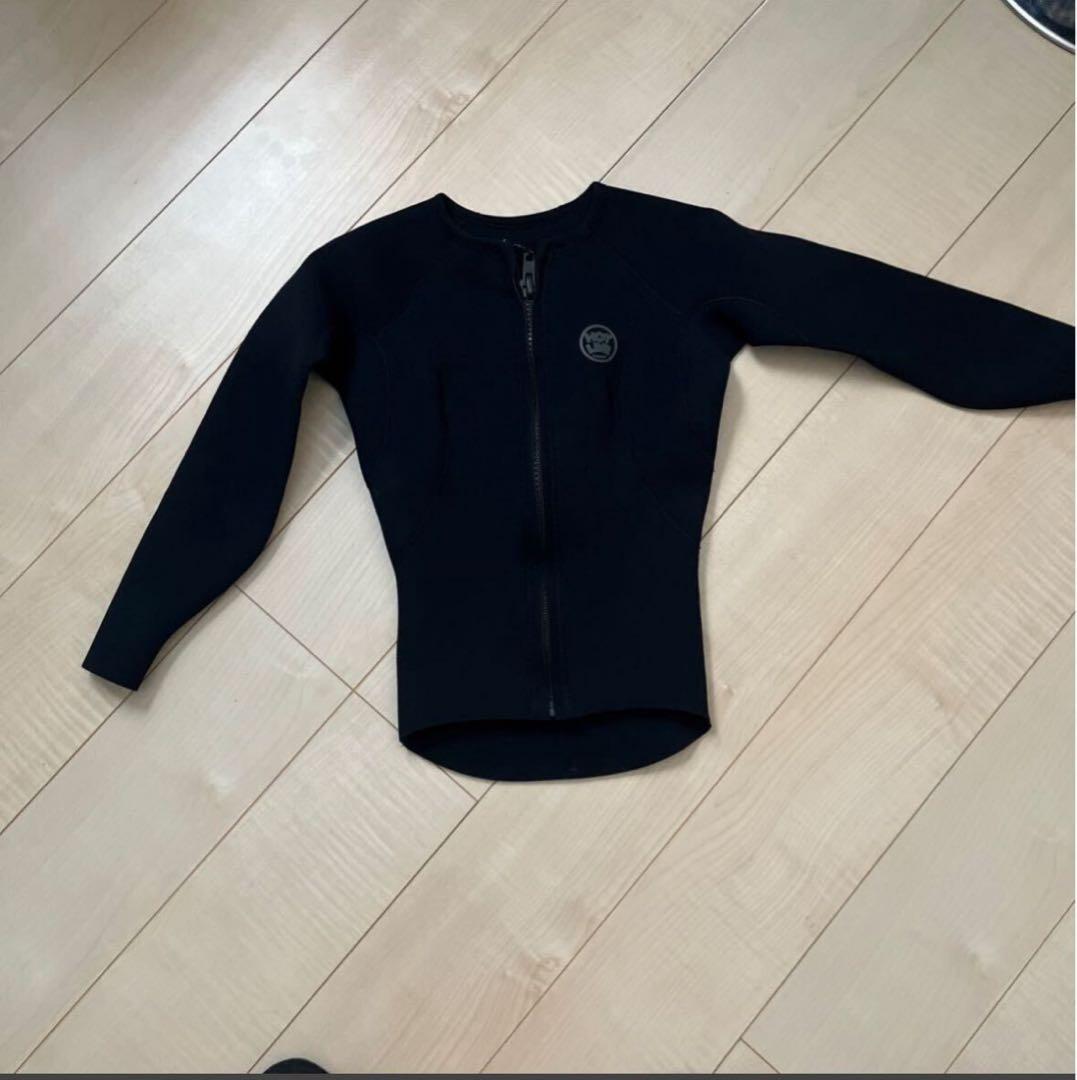 HOT LINE ブラック タッパー M