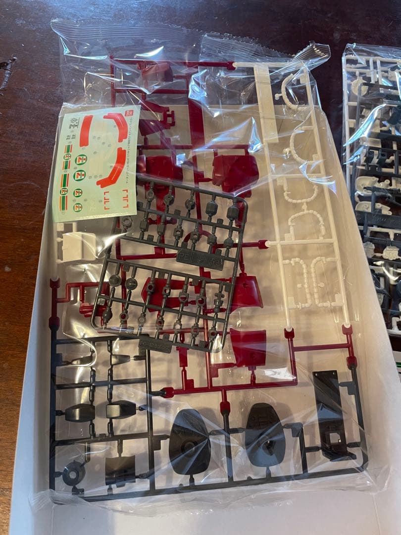 バンダイ HGUC 1/144 MS-06S シャア専用ザク セブンイレブン …