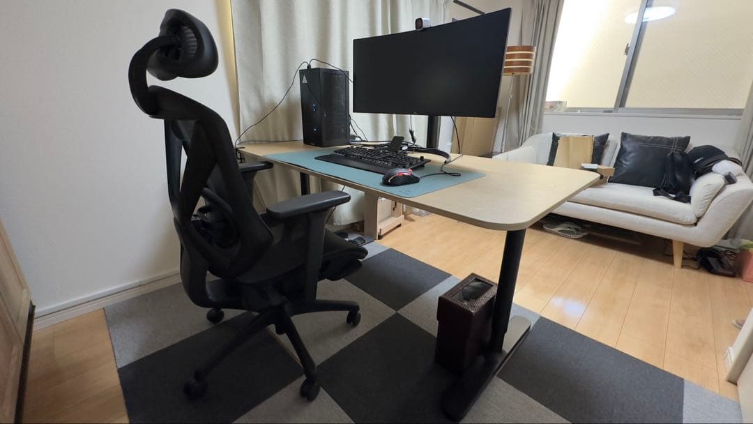 IKEA Bekant デスクー直接受け取りのみ