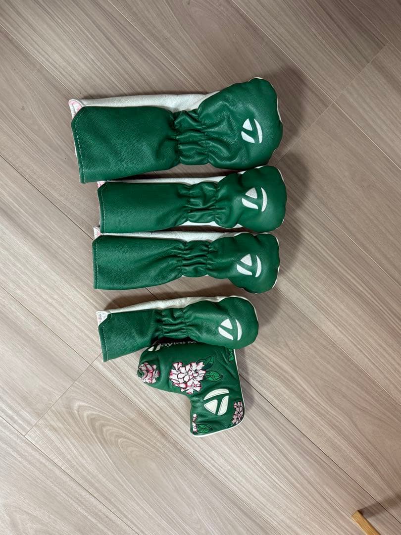 テーラーメイド　マスターズキャディバッグ