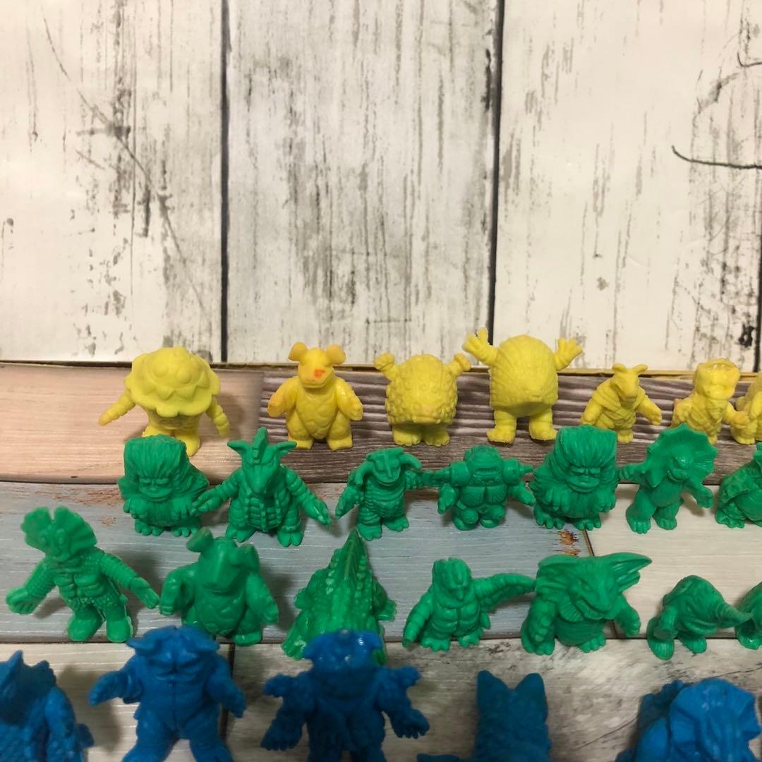 ウルトラ怪獣消しゴム　100体以上まとめ 大量　おまけ付き