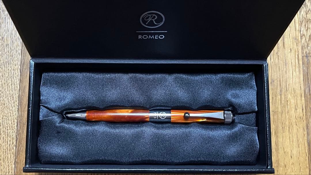 ロメオ No.3 細軸　イタリアンアンバー