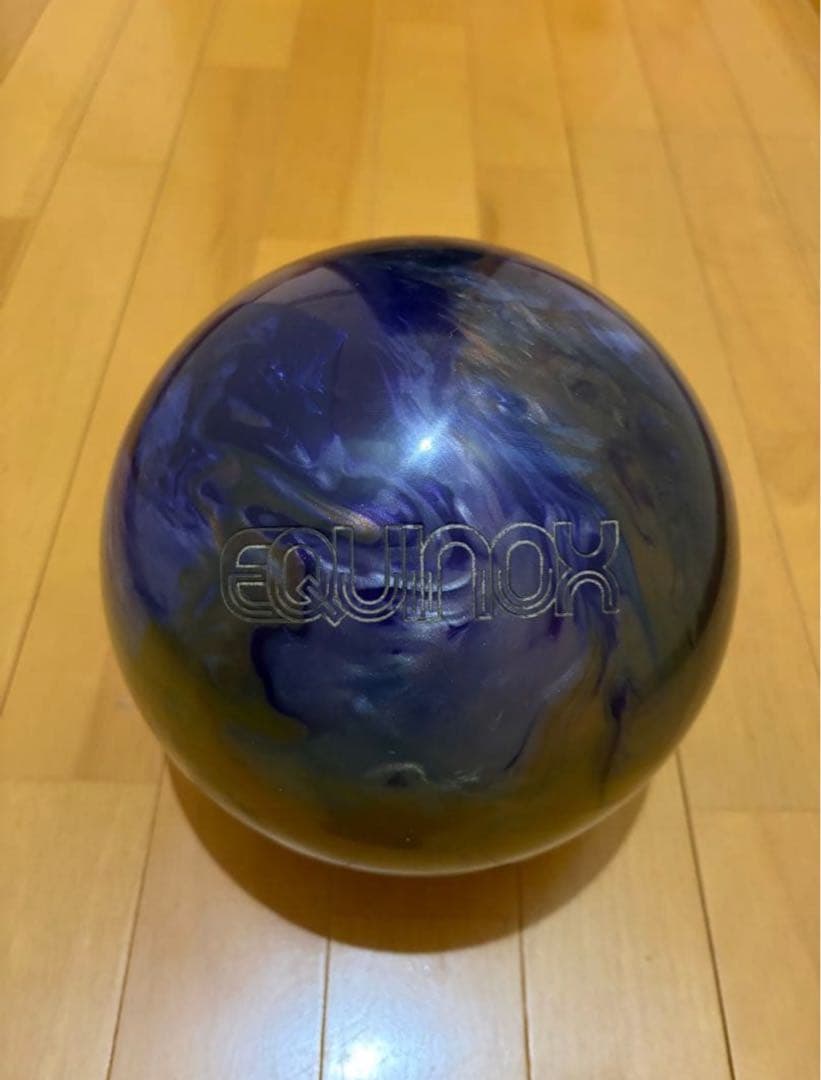 ボウリング ボール イクイノックス 15ポンド